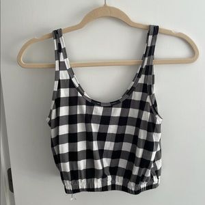 Black and white crop top